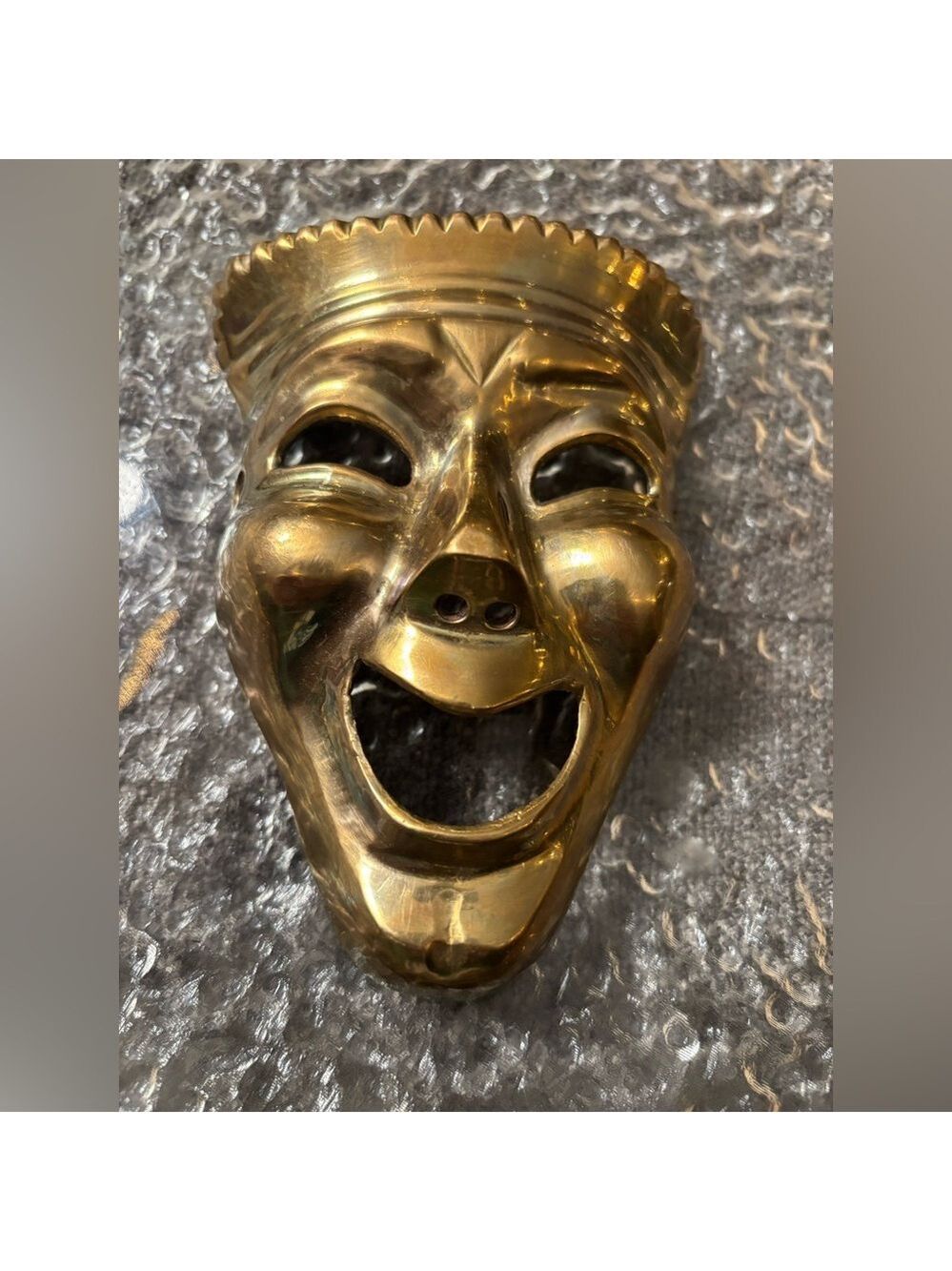 Antique-Style Brass Mask Sculpture Botanical Wall Art 4 Vines, Florals & Altars - Picture 3 of 14